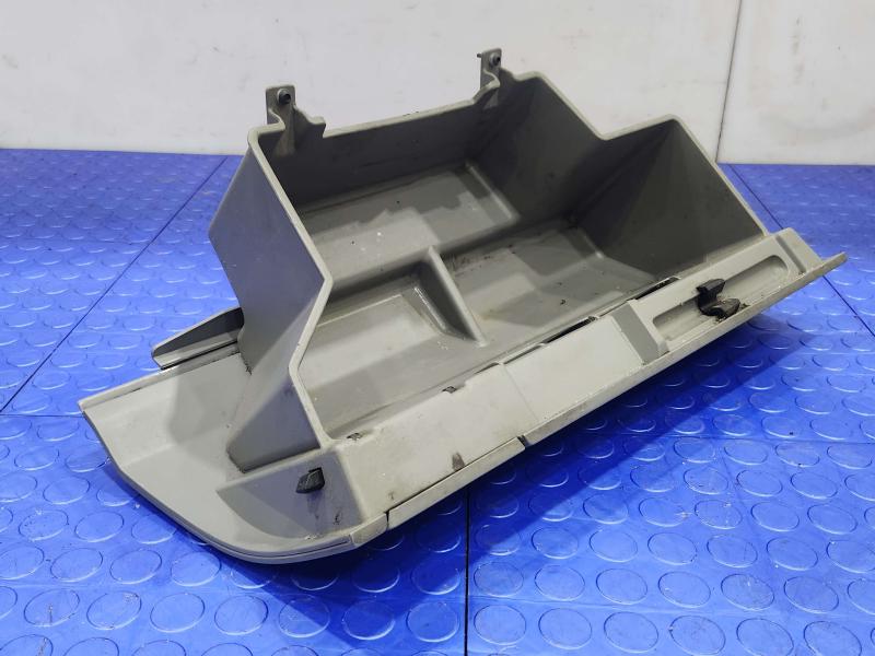 2012 Mercedes Sprinter Glove Box