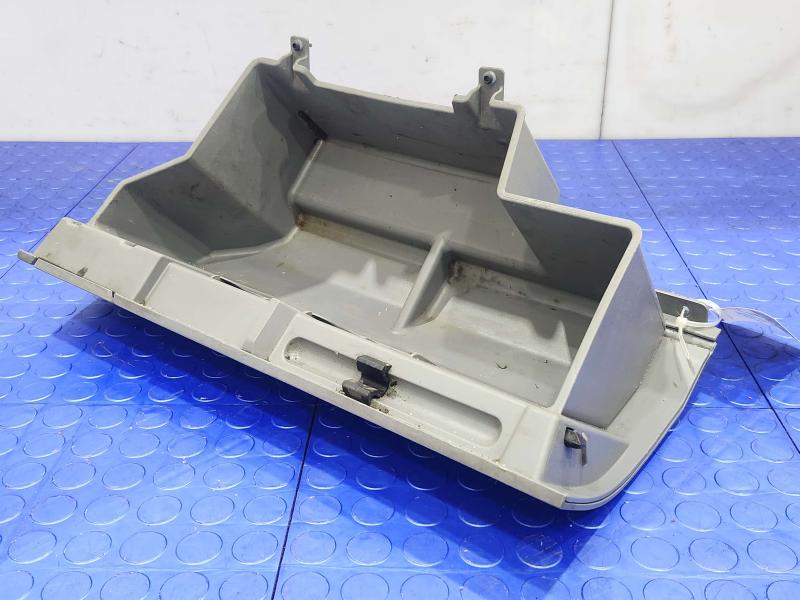 2012 Mercedes Sprinter Glove Box