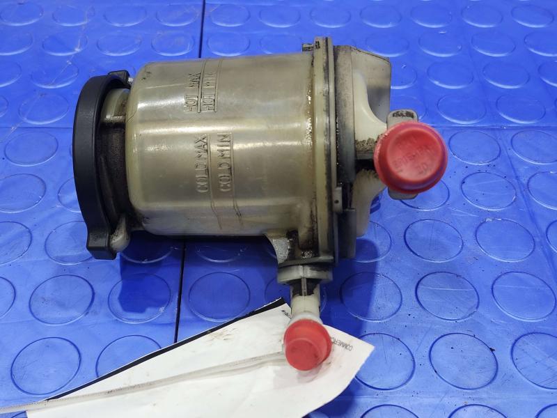 2003-2009 Toyota 4Runner Power Steering Fluid Reservoir OEM 44360-35170