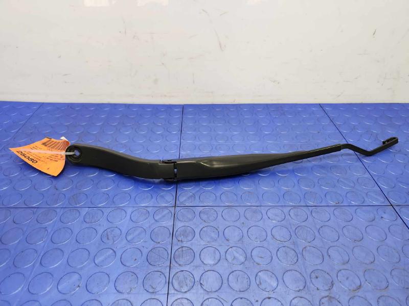 2020 Jeep Compass Wiper Arm