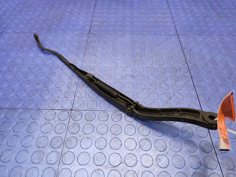 2020 Jeep Compass Wiper Arm