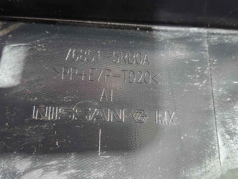 2020 Nissan Kicks Rocker Moulding