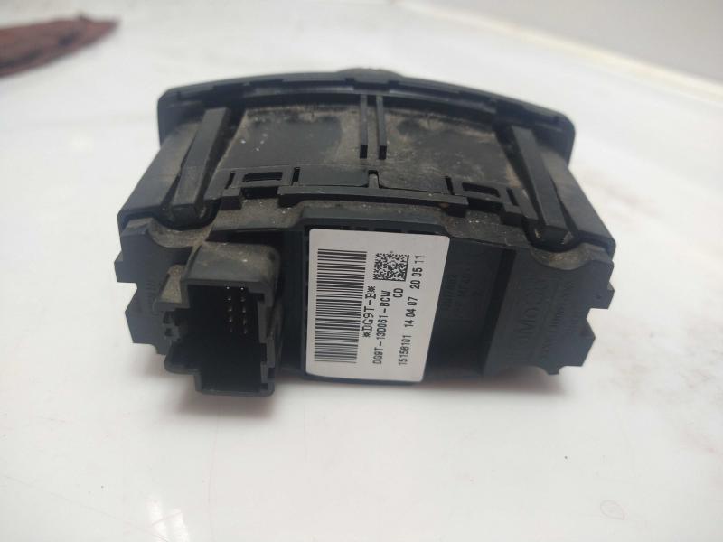 2014 Ford Fusion Headlight Switch (Dash Mtd)