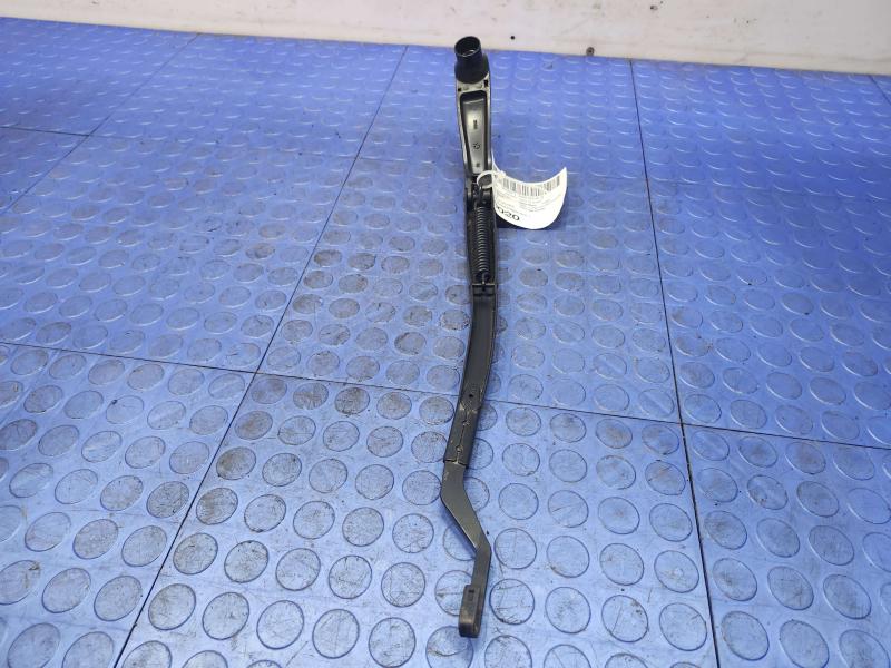 2014 Dodge Durango Wiper Arm