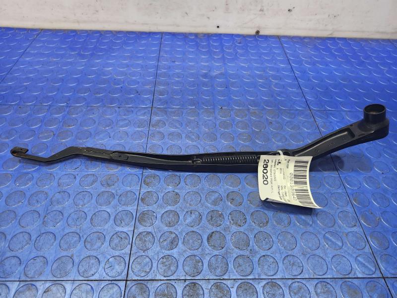 2014 Dodge Durango Wiper Arm
