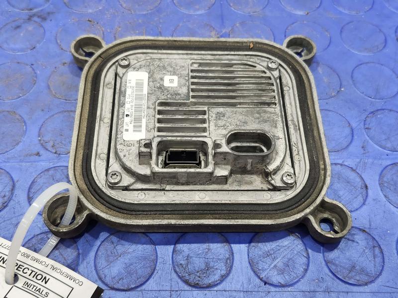 2014 Dodge Challenger Headlamp Assembly