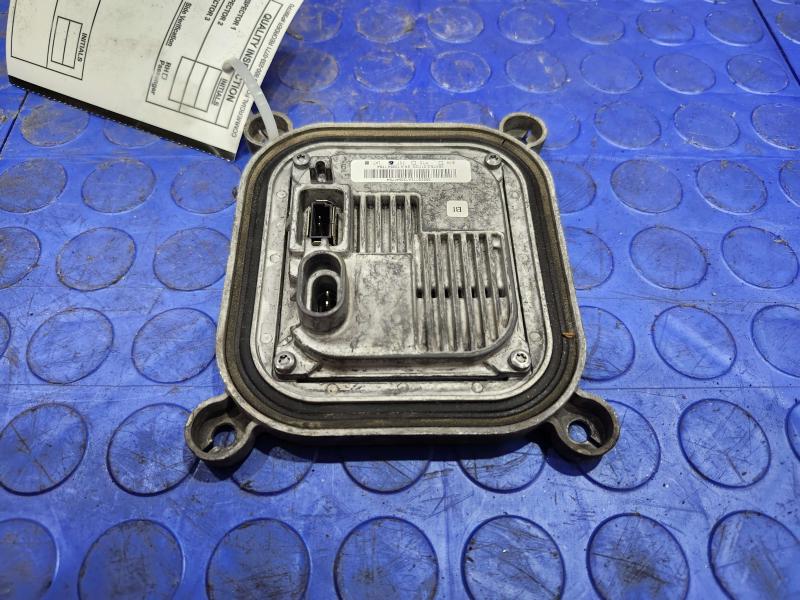 2014 Dodge Challenger Headlamp Assembly