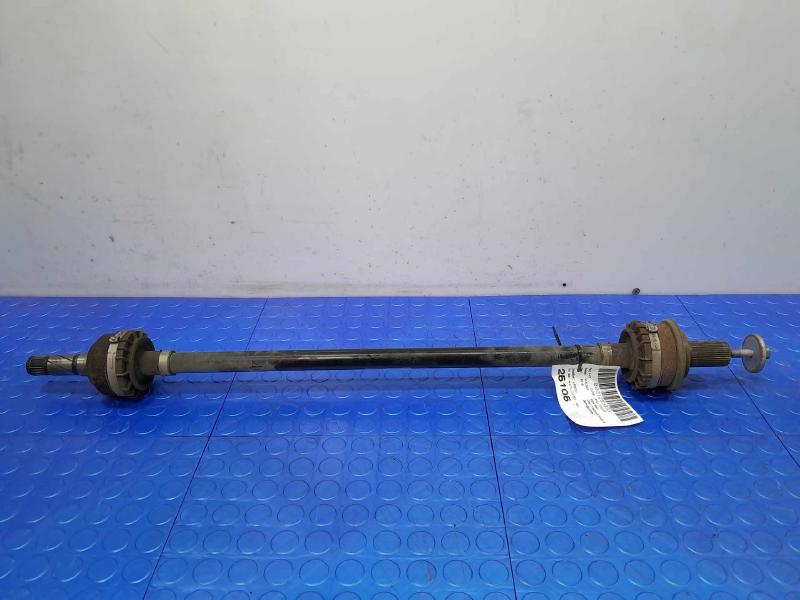 2018 Volvo S90 Axle Shaft