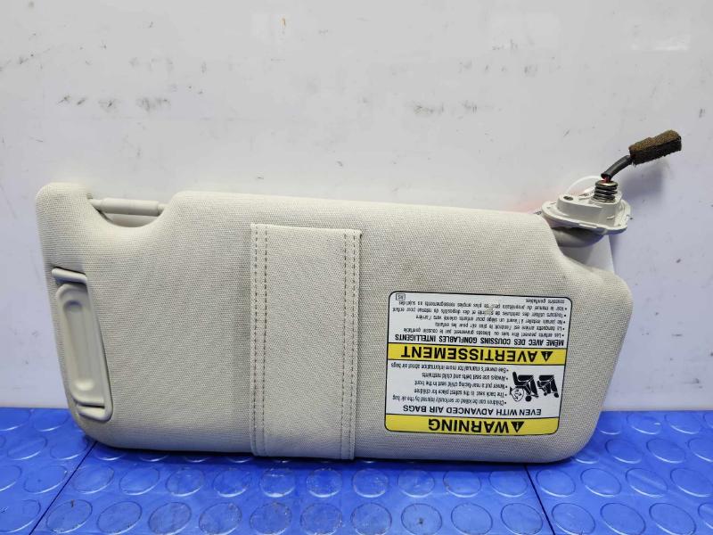 2010 Subaru Legacy Sun Visor