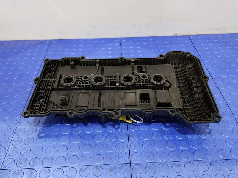 2014 Kia Forte Valve Cover