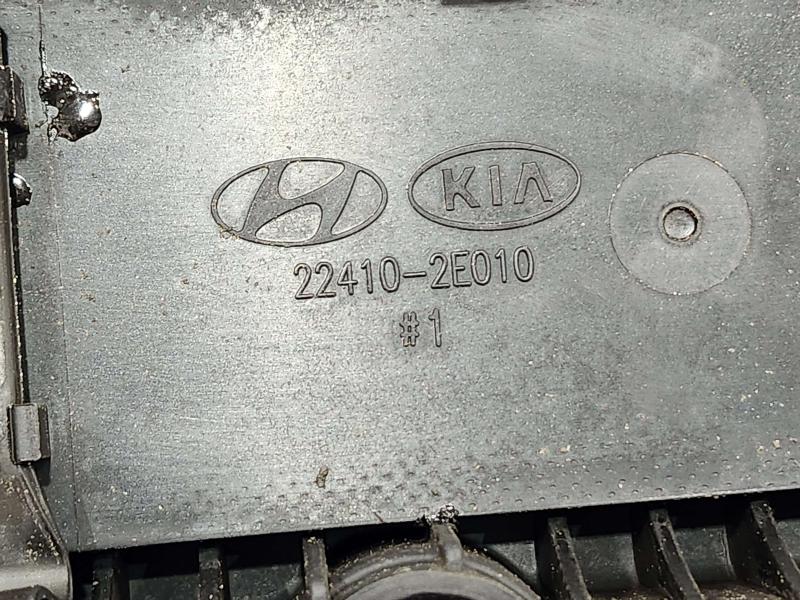 2014 Kia Forte Valve Cover