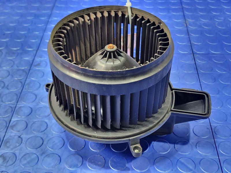 2014 Chrysler 300 Heater AC Blower Motor Assembly Genuine OEM 68044151AB
