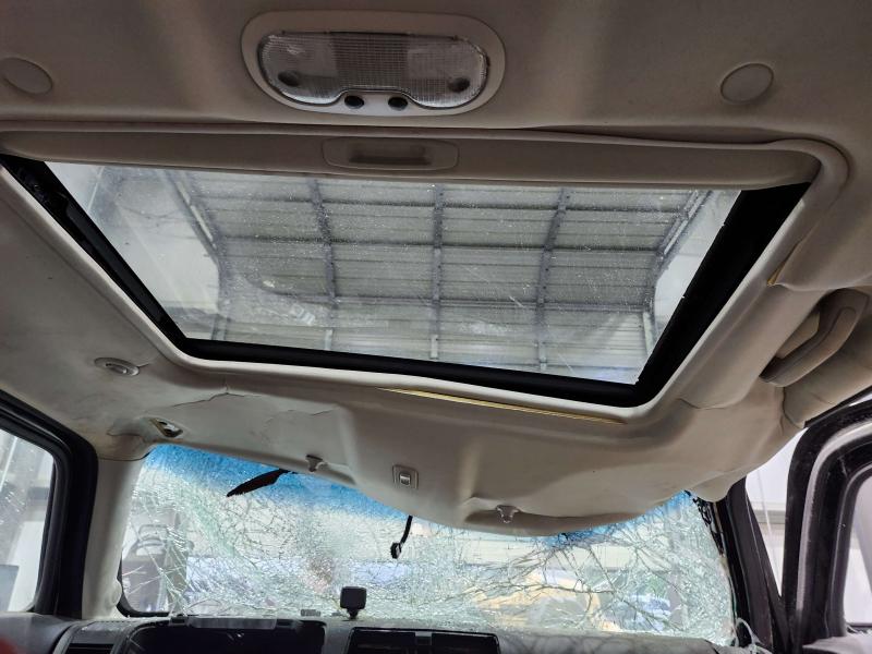 2007 Hummer H3 Roof Glass (Glass Only)