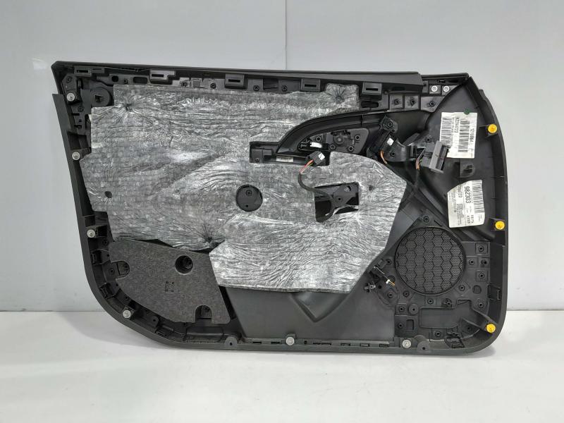2014 Chevrolet Caprice Front Door Trim Panel
