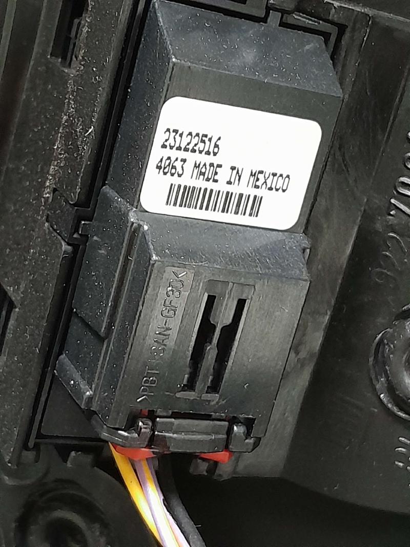 2014 Chevrolet Caprice Front Door Trim Panel