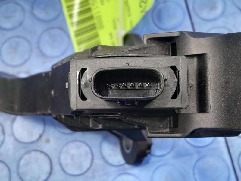 2020-2024 Kia Soul Accelerator Pedal Assembly Genuine OEM 32700F2100