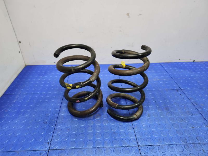 2016 Kia Sedona Coil/Air Spring