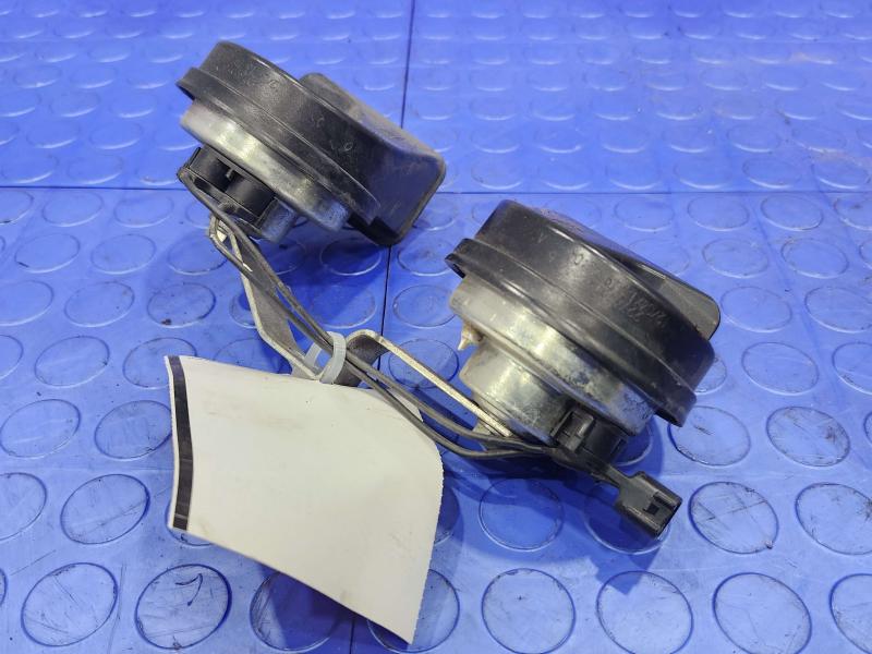 2014 Chevrolet Silverado 1500 Horn