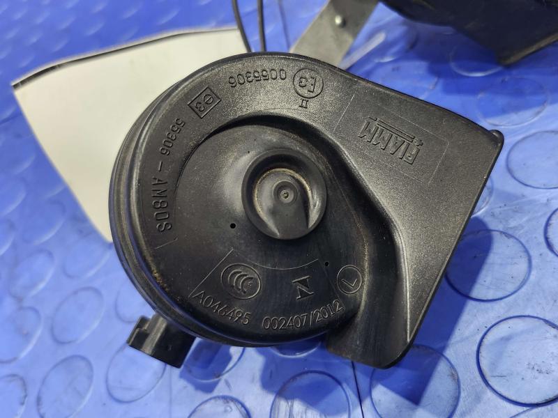 2014 Chevrolet Silverado 1500 Horn