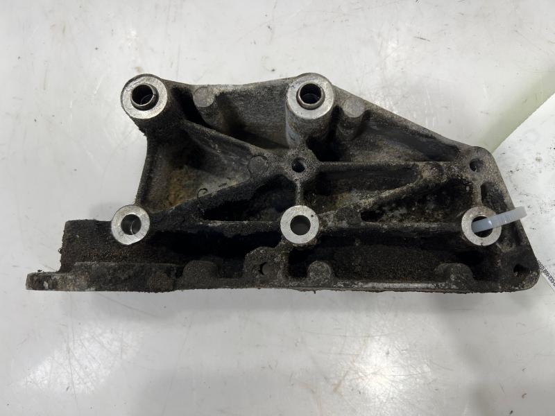 2008 Jaguar XK Pwr. Steer. Bracket