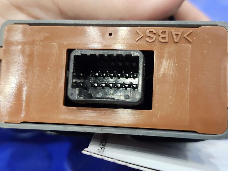 2010 Lexus RX350 RX450H Chassis Brain Box