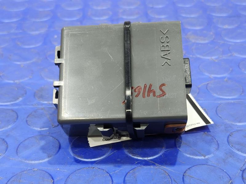 2010 Lexus RX350 RX450H Chassis Brain Box