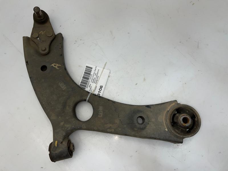 2016 - 2020 Kia Sorento Front Lower Control Arm RH Passenger Side OEM 54501C6000