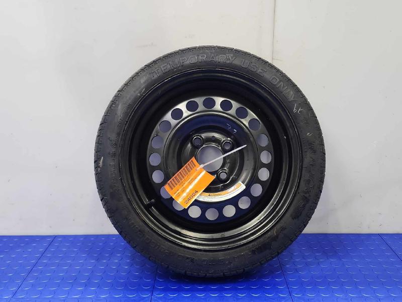 2020 Nissan Versa Wheel