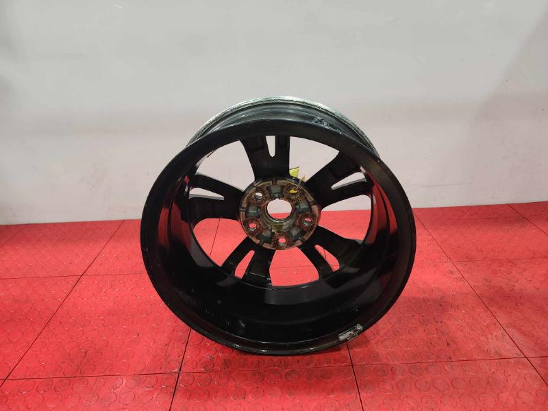 2020 Nissan Sentra Wheel