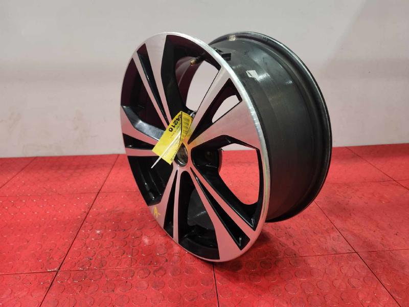 2020 Nissan Sentra Wheel