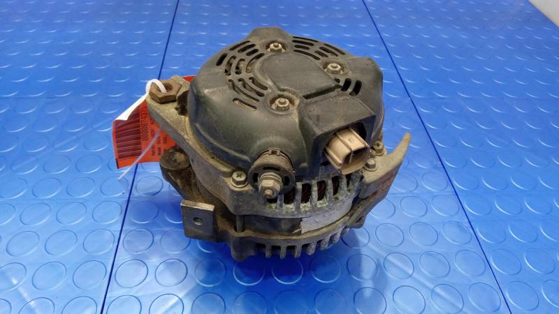 2004-2005 Toyota RAV4 Alternator Assembly 100 Amp OEM 2706028260