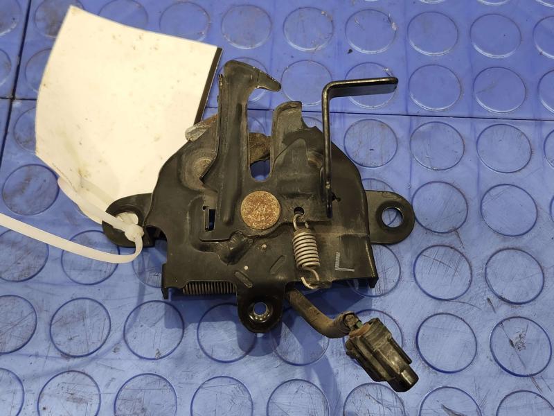 2014 Lexus IS 250 Hood Latch