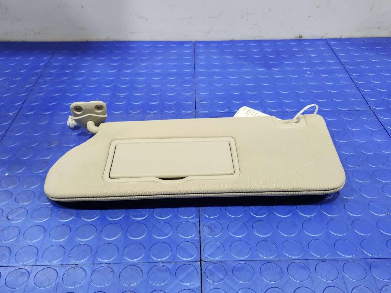 2015 Nissan Murano Sun Visor