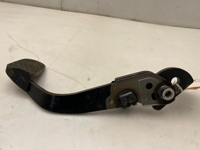 2012 - 2017 Buick Verano Brake Pedal Assembly OEM