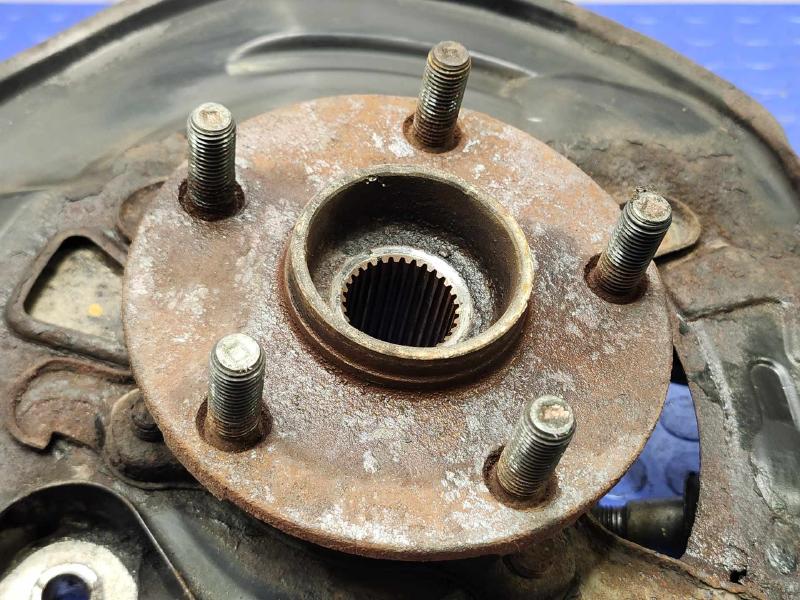 2013 Lexus GS 350 Spindle Knuckle Front