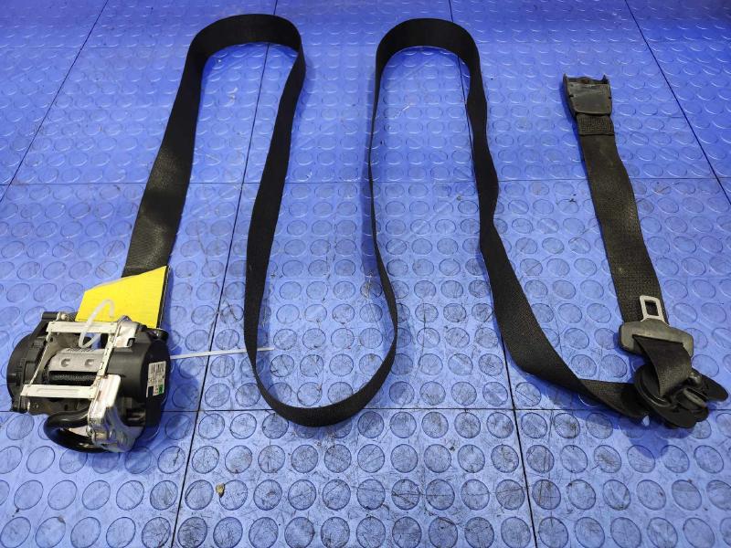2017 MINI Cooper Front Seat Belt