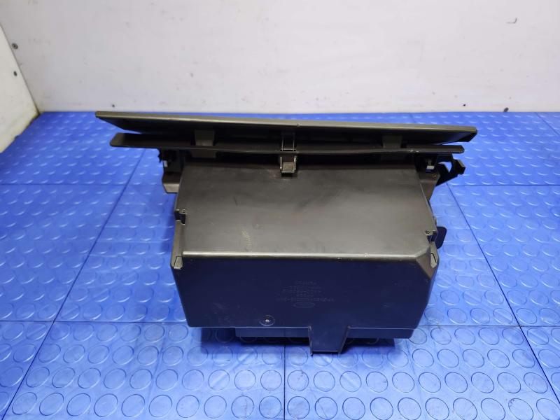 2014 Ford Focus Glove Box