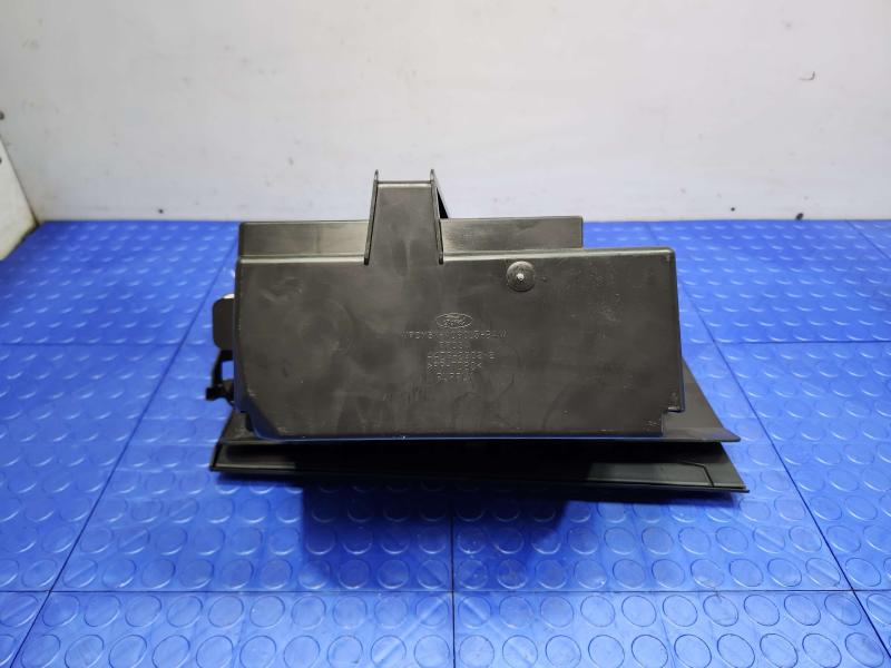 2014 Ford Focus Glove Box