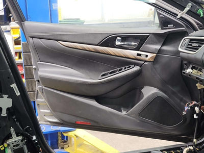 2018 Nissan Maxima Front Door Trim Panel