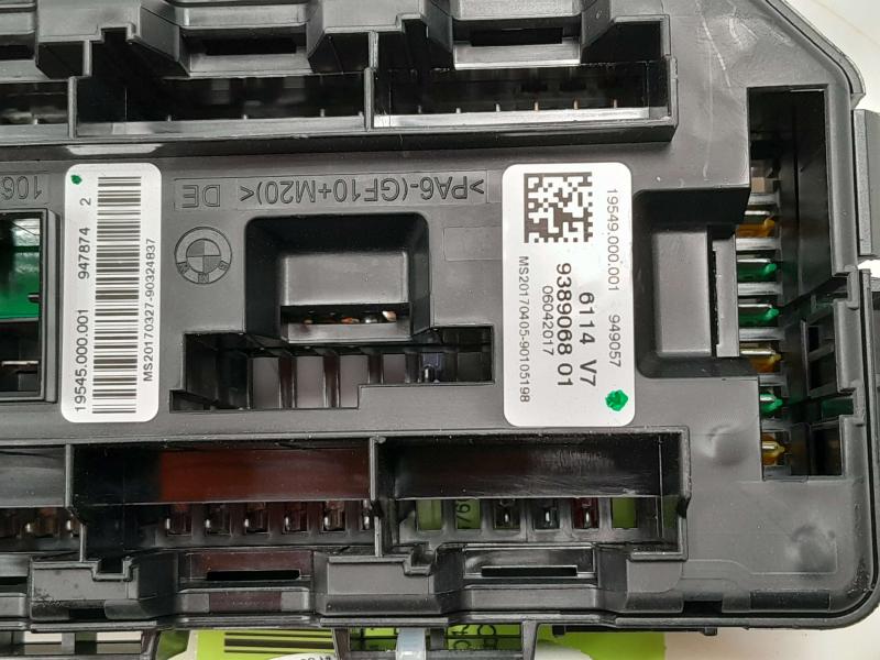2018 BMW 430i Engine Fuse Box