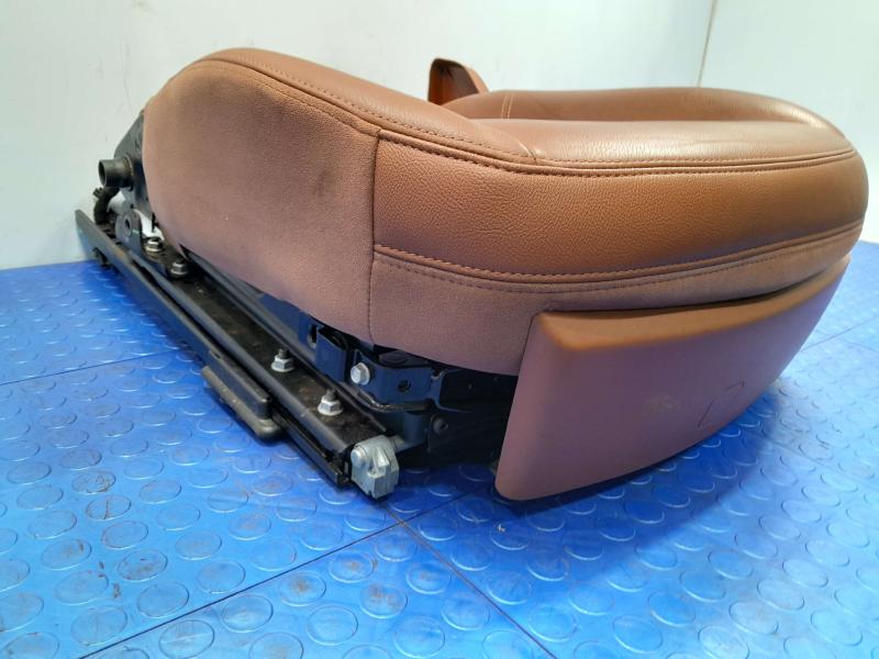 2018 Maserati Ghibli Front Seat