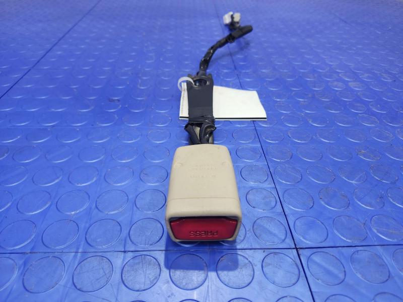 2005 Lexus RX 330 Front Seat Belt