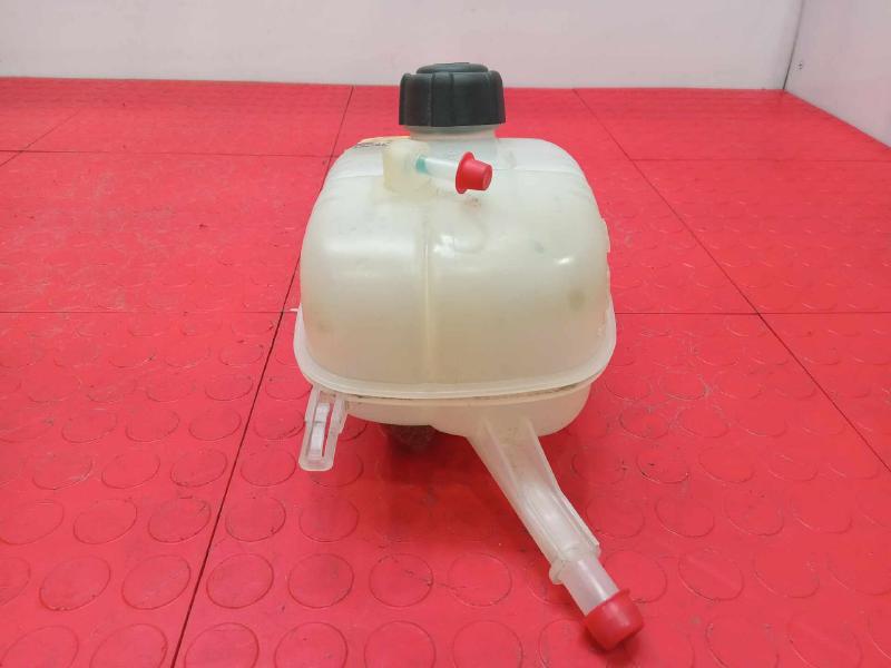 2020 Nissan Sentra Coolant Recovery Bottle
