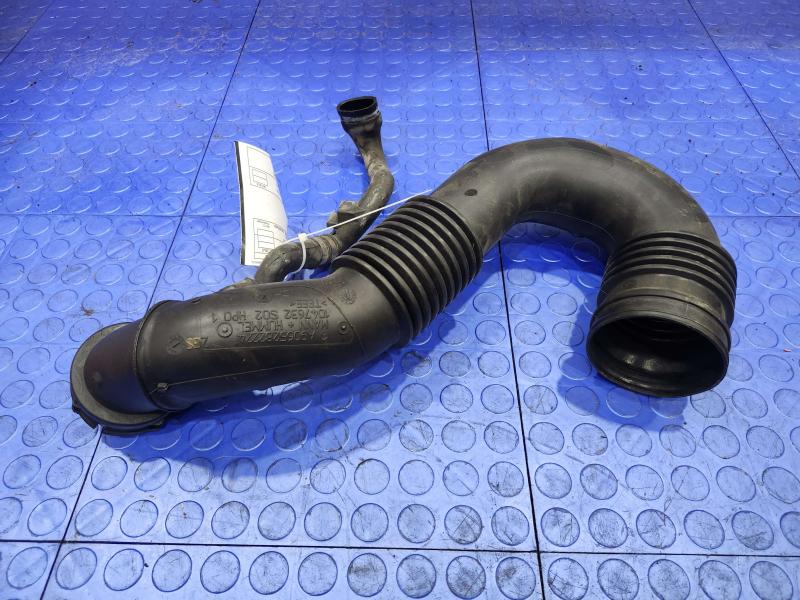 2012 Mercedes Sprinter Air Intake Tube/Resonator