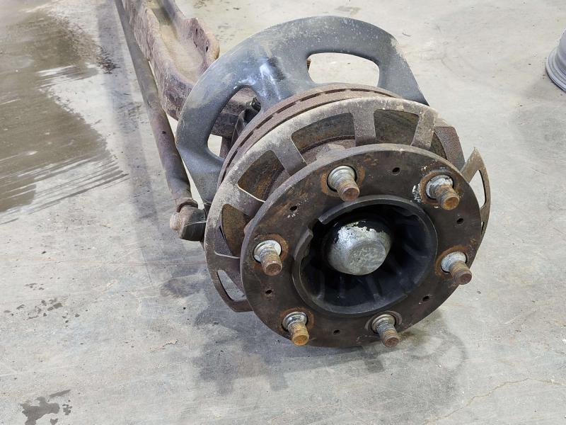 1992 Isuzu NPR Beam Axle