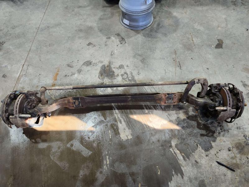 1992 Isuzu NPR Beam Axle
