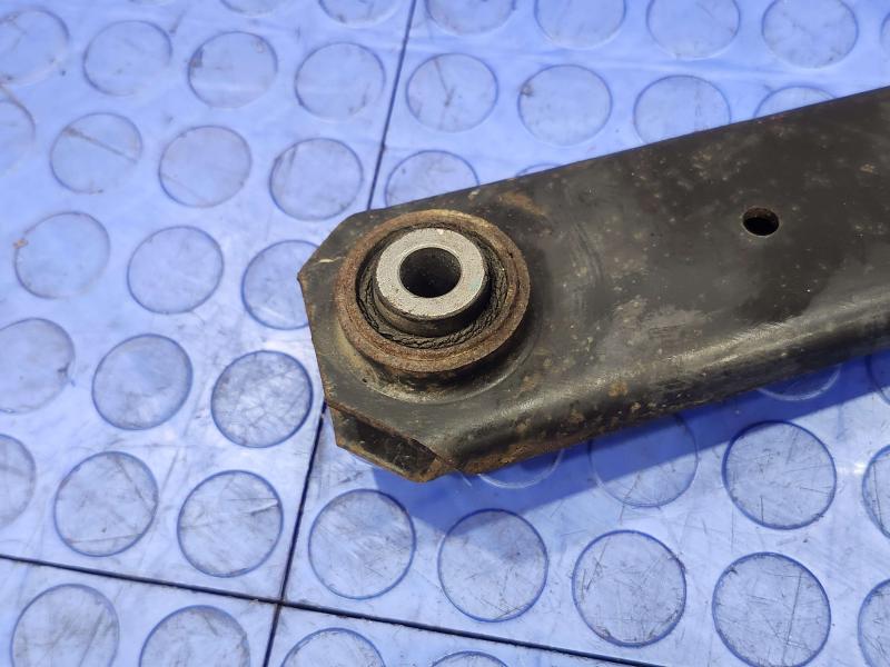 2009 Chevrolet Malibu Upper Control Arm Rear