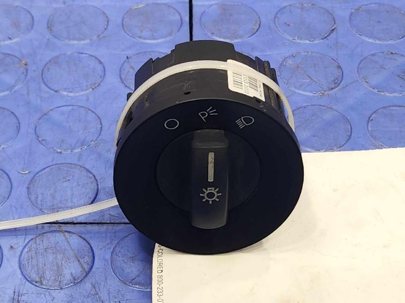 2014 Ford Mustang Headlight Switch (Dash Mtd)