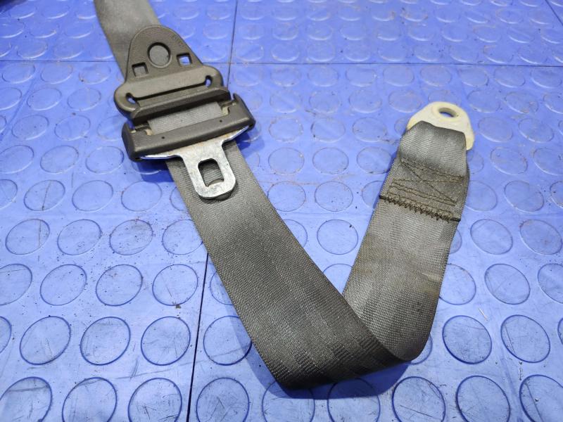 2002 Dodge Dakota Rear Seat Belt