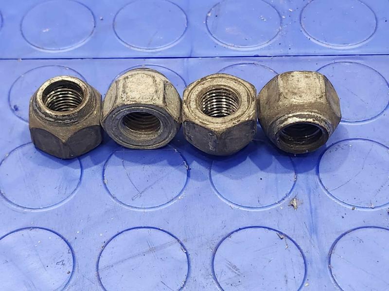 2020 Nissan Versa Lug Nuts